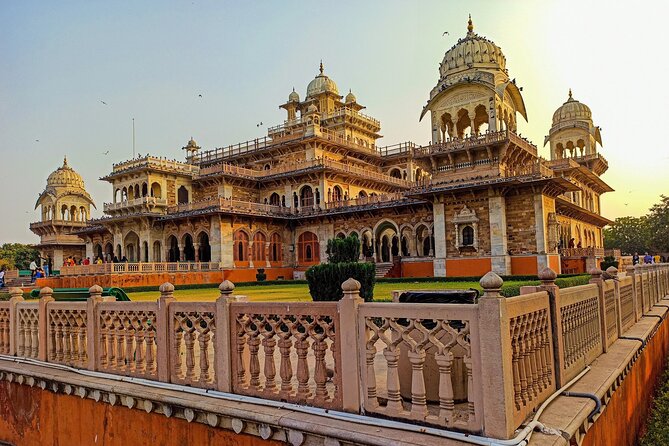 Jaipur Guided Tour with Monkey Temple - Jantar Mantar and Hawa Mahal, the Palace of Breeze viewpoint strategy