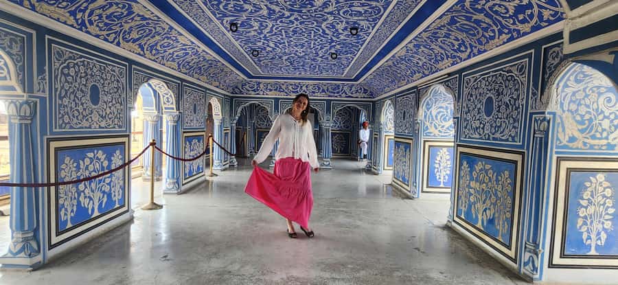 Jaipur: Half-Day or Full-Day Tour with Flower Market - City Palace and Jantar Mantar, two Jaipur landmarks that teach different lessons