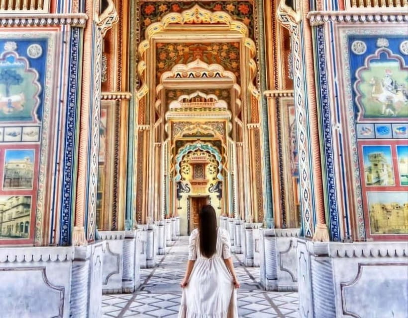 Jaipur: Instagram Photo Experience with a Guide - Hawa Mahal and City Palace: Photographing Jaipur’s Royal Stonework