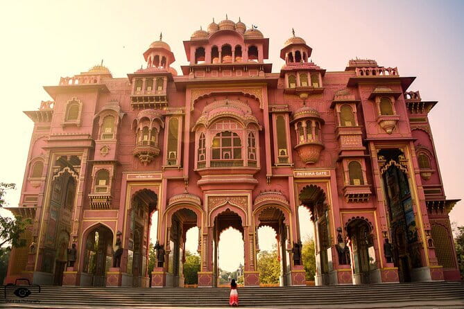 Jaipur Instagram Tour of Photogenic Spots - Pickup, car versus tuk-tuk, and how you should plan your photos