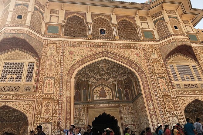 Jaipur Local Sightseeing Tour by Car and Driver - Stop 3: Jantar Mantar (about 1 hour)