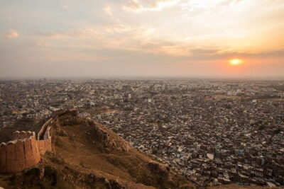 Jaipur Nahargarh Fort Sunrise or Sunset Tour with Flower Market