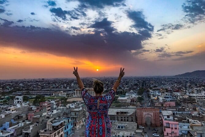 Jaipur Nahargarh Fort Sunset and Night City Tour - Sunset at Nahargarh Fort, then Jaipur after dark