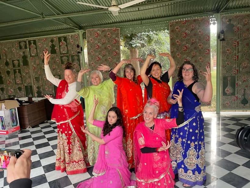 Jaipur: Namaste Bollywood l Dance like a Star - How the team picks the song and keeps it beginner friendly