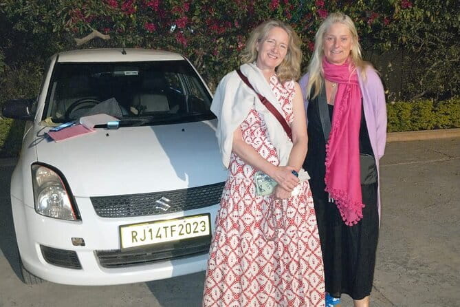 Jaipur Pink City Tour by Car or Tuk-Tuk - Panna Meena ka Kund: stepping down into a 16th-century water system