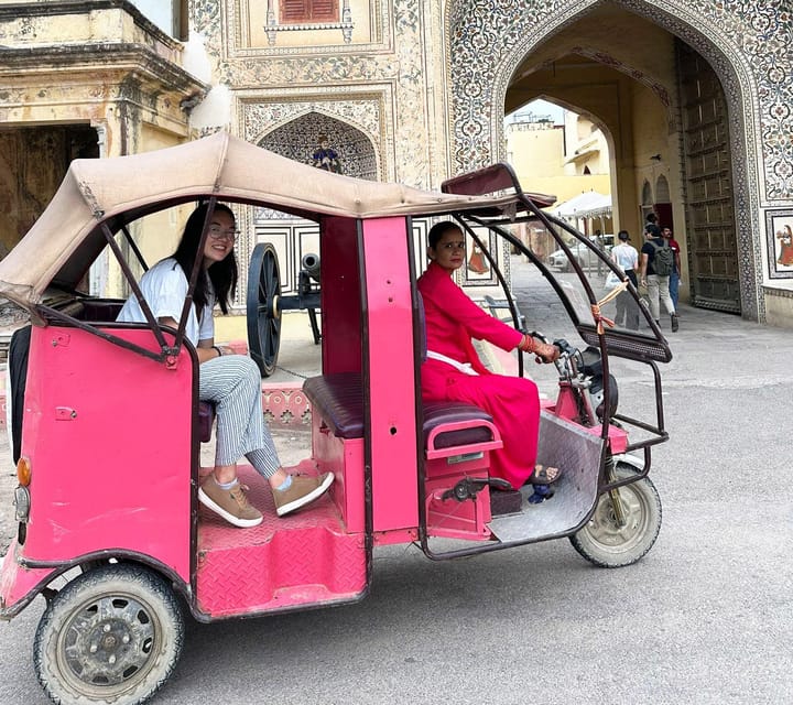 Jaipur Private City Tour with a Women-Driven E-Rickshaw Ride - Panna Meena ka Kund: the stepwell stop you will remember longer