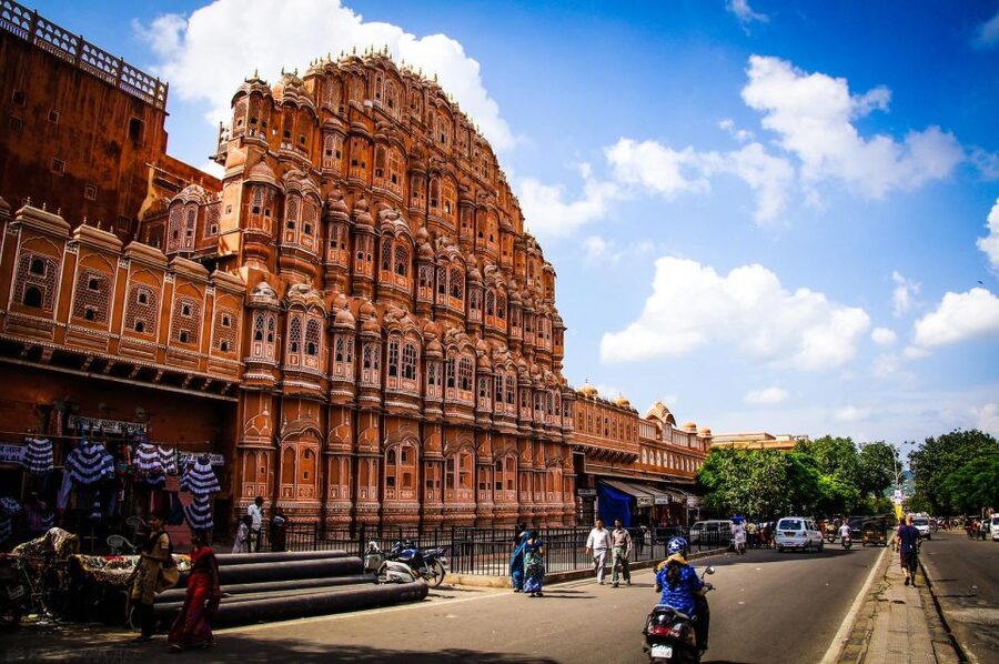 Jaipur: Private Full-Day City Tour by Tuk-Tuk or Car - Panna Meena ka Kund: why this stepwell deserves your camera