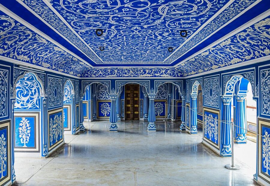 Jaipur: Private Full-Day City Tour By Tuk-Tuk with Pick-Up - Shopping time in Jaipur: how to spend smart before you return