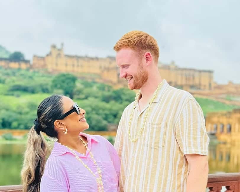 Jaipur: Private Full Day Sightseeing Tour By Car with Guide - City Palace in about 1.5 hours: the Maharaja’s world, still active