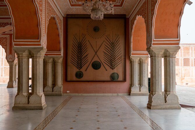Jaipur Private Full Day Tour w/ AC Car & Guide (Eng, Esp, Fr, It) - FAQ
