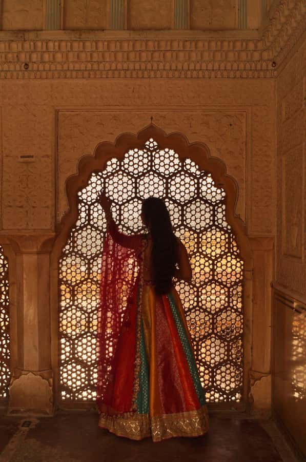 Jaipur: Private PinkCity & Stepwell Heritage Tour with Guide - Jal Mahal, the Water Palace: Lake Views With a Calm Break
