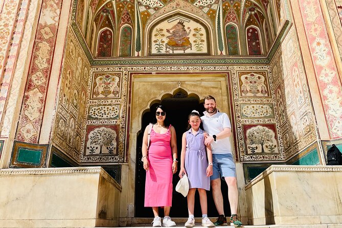 Jaipur Private Sightseeing Tour with Car and Guide - Jal Mahal: a quick water-lake pause in the middle of the day
