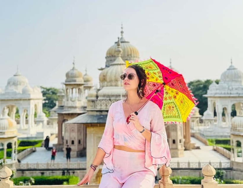 Jaipur: Private Tour for Instagram and Photography Lovers - Getting started in Jaipur or Kukas, and traveling like a local