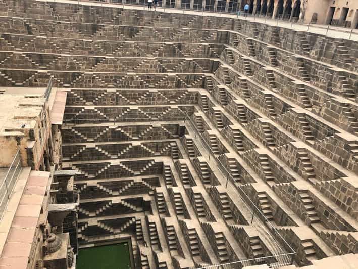 Jaipur: Same-Day Bhangarh Fort & Chand Baori Stepwell Tour - Bhangarh Fort: Temples, Palace Remains, and That Unsettled Feeling