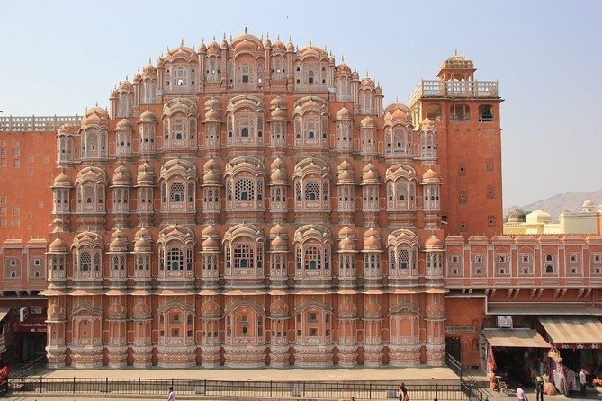 Jaipur Sightseeing Tour with Private Car and Driver - Amer and the Jaigarh Fort area: where the royal world starts