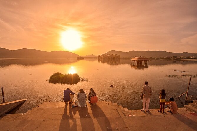 Jaipur Sunrise Tour with Morning Flower Market Walk - Galtaji Temple and the Monkey Temple Experience