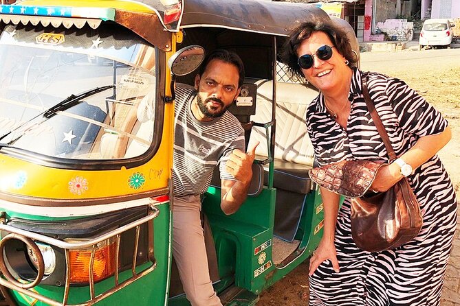 Jaipur Tour by Tuk-Tuk or Car with Flower Market - Starting with samosas and lassi, not with paperwork