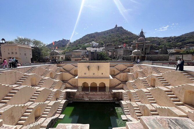 Jaipur Tuk Tuk Sightseeing Tour with Monkey Temple Sunset View - Albert Hall Museum: a strong start before the iconic facades