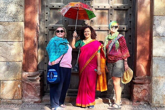 Jaipur Women Crafts and Shopping Tour - Stop 1: Jaipur Block Printing, Watching the Process Behind the Patterns
