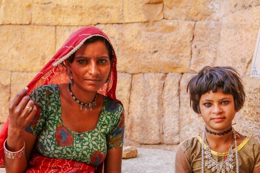 Jaisalmer Heritage Walking Tour With Professional Guide - Nathmal ki Haveli and its puzzle: why this stop feels clever