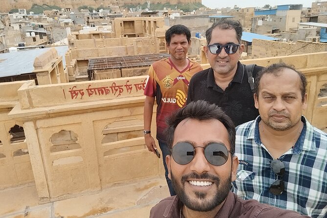 Jaisalmer Heritage Walking Tour With Professional Tour Guide - Stop 1: Nathmal Ji Ki Haveli, where you learn how to look