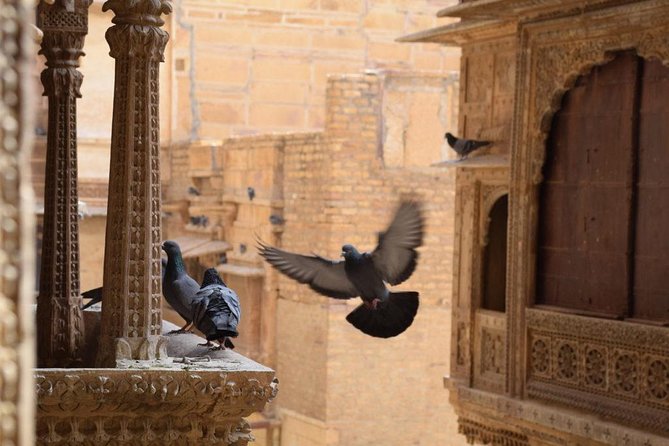 Jaisalmer Tuk-Tuk Private Full Day Tour with Pick-up - Kothari’s Patwaon-Ki-Haveli: Carved Pillars and Jharokhas
