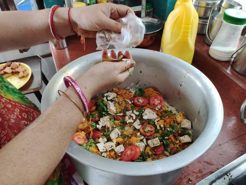 Jodhpur 9 Dishes Cooking Class Experience pickup and drop - The Hands-On Teaching Style: Watch, Then Do