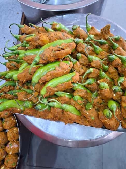 Jodhpur: Blue City Heritage Walking Tour - Markets at the end, where crafts actually have a reason