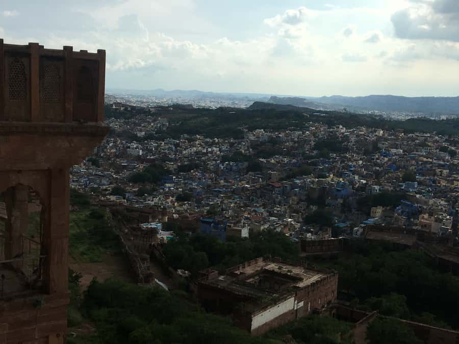 jodhpur blue city walking tour with guide - From your hotel to the Clock Tower, the smart way to start