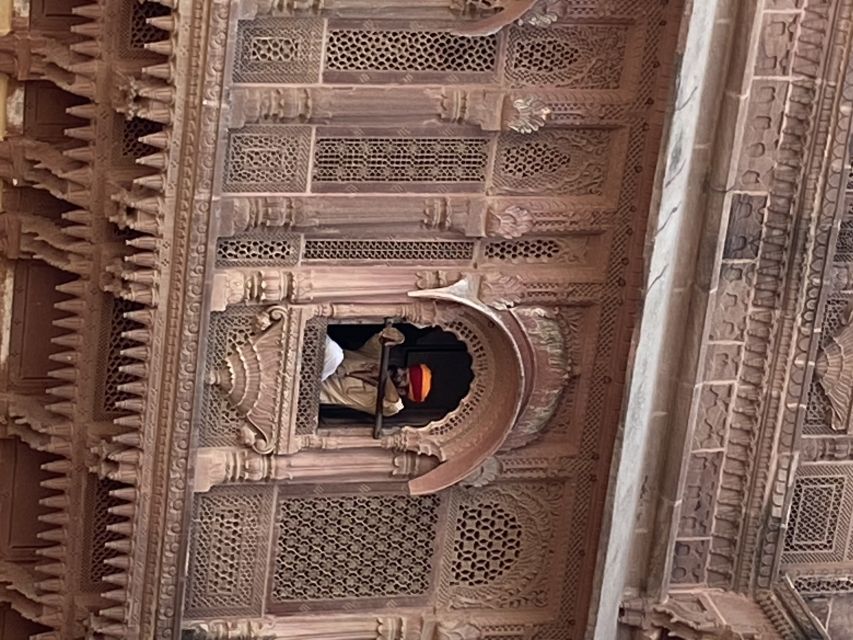 Jodhpur: Mehrangarh Fort and Blue City Private Guided Tour - Ghanta Ghar Clock Tower and the Sardar Market Feel