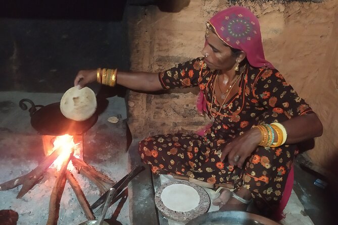 Jodhpur overnight desert camping with camel safari Jodhpur - Toilets and hygiene: what to expect at night and why it matters