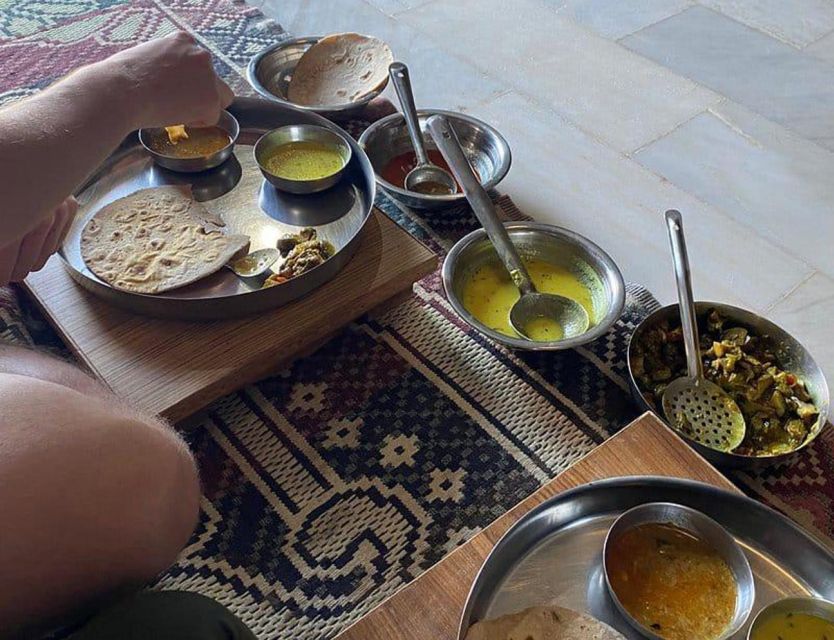 Jodhpur: Overnight Stay in Desert with Camel Safari - Sleeping under stars or in a hut: the night part that most people remember