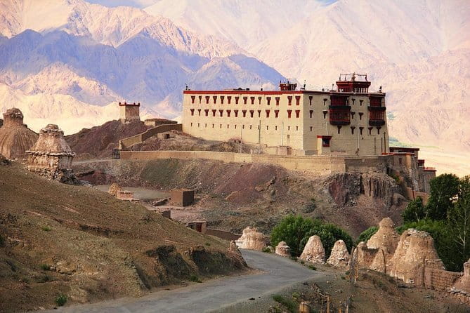 Kargil Trip From Leh With Suru Valley And Aryan Valley - Tent Nights, Meals, and Oxygen Kits: What’s Included and Why It Matters