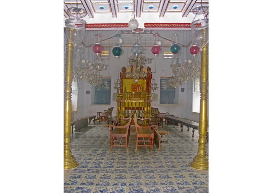 Kochi: Jewish Town Guided Walking Experience - Mattancherry Palace Stop, How the Dutch-Era Setting Helps You Read the Neighborhood