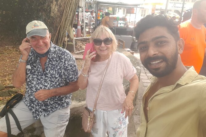 Kochi Local Sightseeing Tuk-Tuk Tour - Dutch Cemetery, St. Francis Church, and Santa Cruz Basilica in one tight route
