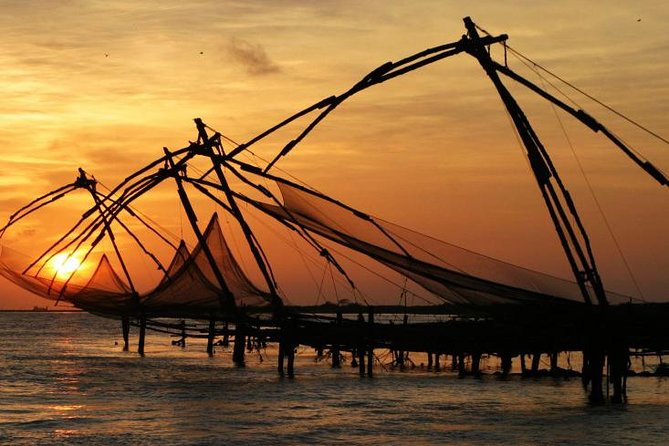 Kochi Private Tour: 3-Hour Fort Kochi and Mattancherry Walking Tour - The Chinese fishing nets set the tone fast