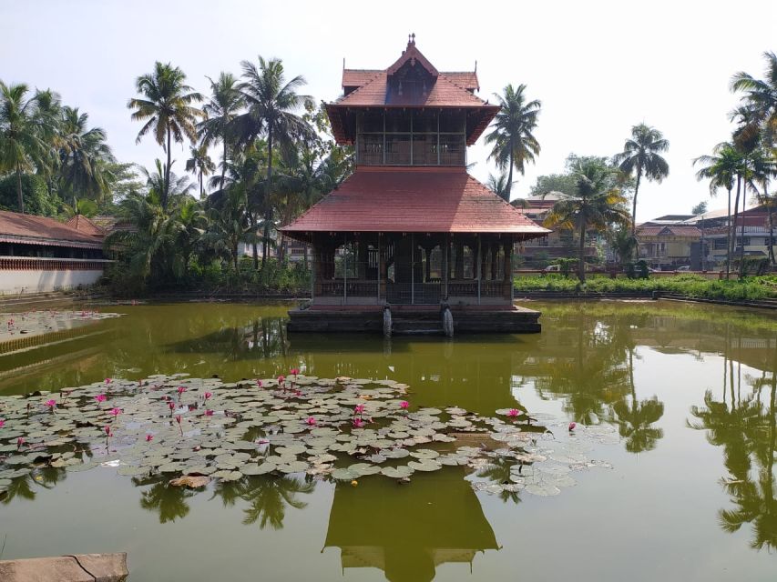 Kochi: Private Tuk-Tuk City Tour with Hotel Pickup - A 4-hour tuk-tuk loop through Fort Kochi and Mattancherry