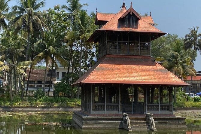 Kochi Sightseeing Tuk-Tuk Tour - From Cherlai Temples to Jain Rituals