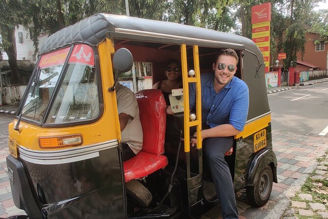 Kochi Tuk Tuk Local Tour - Stop-by-stop: Fort Kochi Beach, markets, laundry, and the fish scene