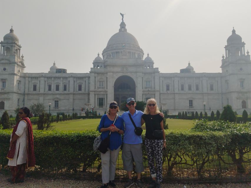 Kolkata: Private Tour of City of Joy with Licensed Guide - Kolkata in one private day: why this works