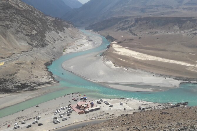 Ladakh Special Tours - Day 2 Leh and the Sham Valley Style Route: Gurudwara, Magnetic Hill, Confluence