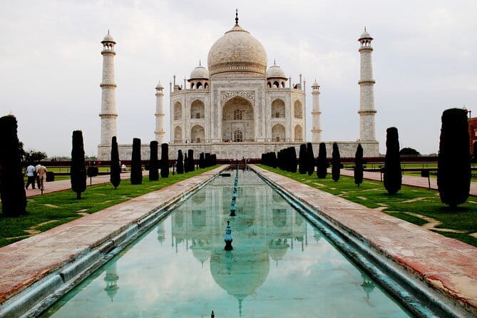LOCAL Agra :Taj Mahal Sunrise / Sunset Private Tour by Car - How long it takes, and how to plan your day