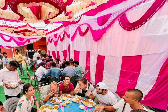 Local breakfast & full city tour by TukTuk - Jantar Mantar: the stargazing observatory stop