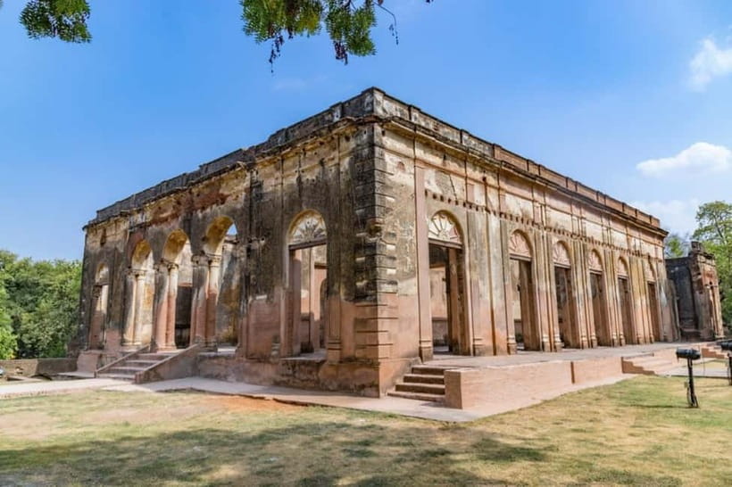 Lucknow Colonial Heritage Walk: Guided Tour by Foot - The Residency Ruins and the 1857 Rebellion Story in Plain Street Level Terms