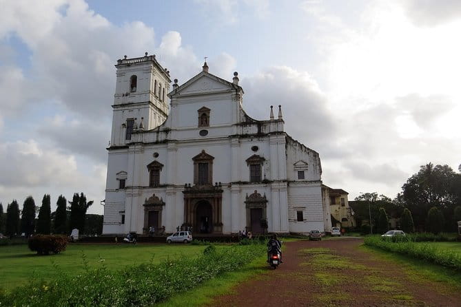 Margao City Food Trail by Make It Happen - Pacing and what to bring for a 3-hour food route