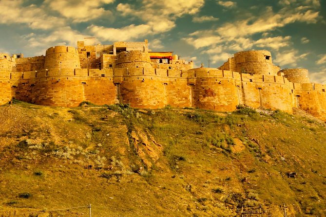 Memorable Rajasthan Private Trip for 5 Nights and 6 Days - Chittorgarh and the Jaipur Return Drive: Big Fort Energy, Then Time to Reset