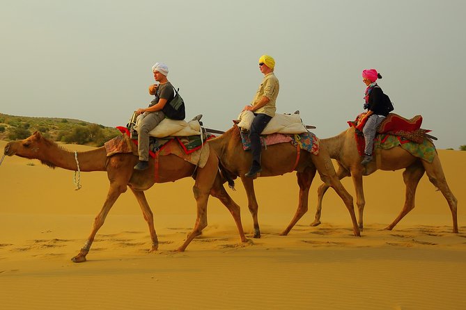 Midnight Mirage Experience (Non Touristic) - The schedule that works: pickup, jeep ride, and camel time