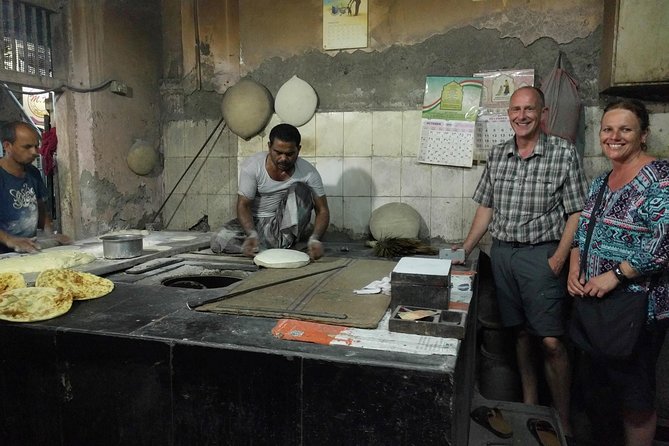 Mohd Ali Road Kebab & Curry Food Trail in Mumbai with Guide - The 3-hour food trail: how it stays paced and not exhausting