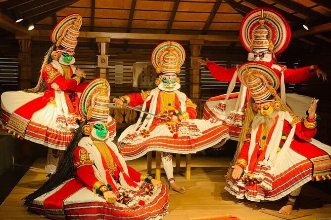 Multi Day Private Guided Tour of Kerala from Kochi by Car - Entering Kerala by car, starting in Fort Kochi and Kochi