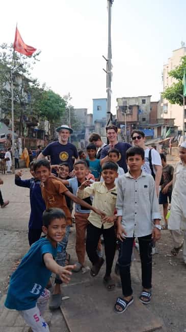 Mumbai: 2 hours Dharavi Slum Tour with Local Guide - Price and Value: Why $6 Can Still Feel Worth It